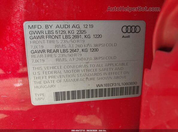 WA1EECF31L1060890 2020 AUDI Q3 Red ძრავის განყოფილების ხედი