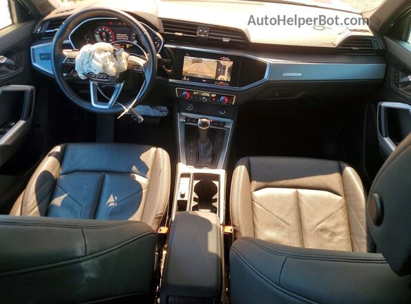 WA1EECF31M1115677 2021 AUDI Q3 Blue 