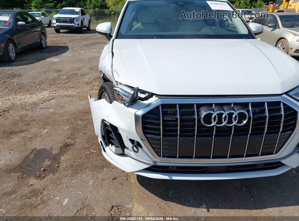 WA1EECF31N1045406 2022 AUDI Q3 White Front view
