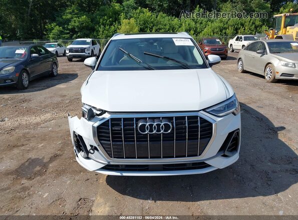 WA1EECF31N1045406 2022 AUDI Q3 White Dashboard view