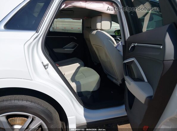 WA1EECF31N1045406 2022 AUDI Q3 White VIN sticker view