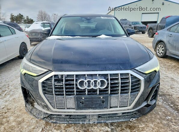 WA1EECF32K1071587 2019 AUDI Q3 White Front view
