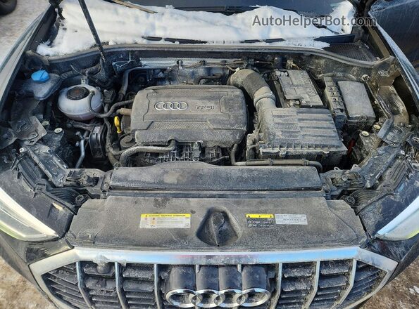 WA1EECF32K1071587 2019 AUDI Q3 White Engine compartment view