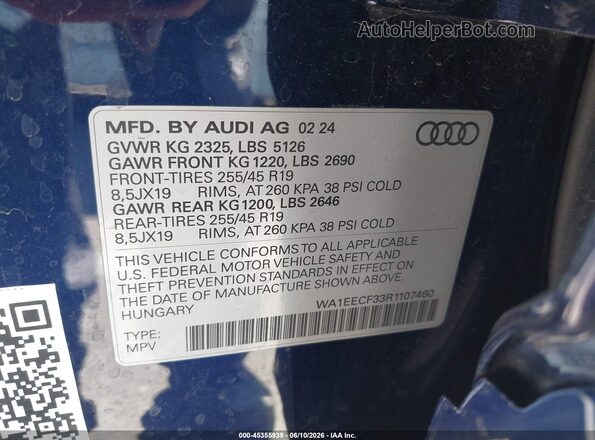 WA1EECF33R1107460 2024 AUDI Q3 Dark Blue Вид подкапотного пространства