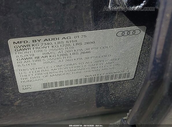 WA1EECF33S1042874 2025 AUDI Q3 Blue Вид підкапотного простору