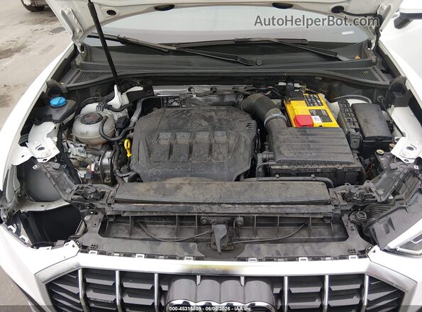 WA1EECF36N1082953 2022 AUDI Q3 White Հետևի տեսք