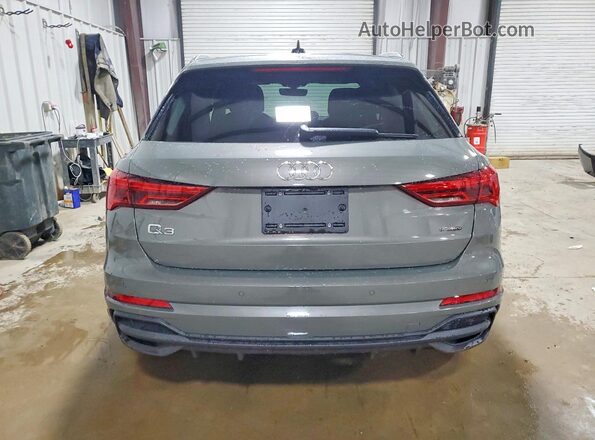 WA1EECF36R1174117 2024 AUDI Q3 Charcoal უკანა ხედი