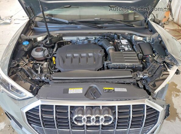 WA1EECF36R1174117 2024 AUDI Q3 Charcoal ძრავის განყოფილების ხედი