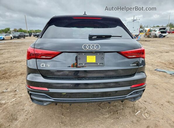 WA1EECF37L1027263 2020 AUDI Q3 Black Հետևի տեսք