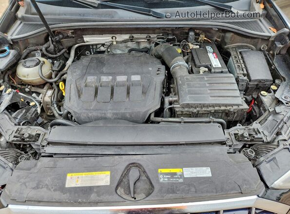 WA1EECF37L1027263 2020 AUDI Q3 Black Սալոնի հետևի տեսք