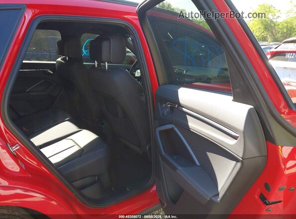 WA1EECF37M1151647 2021 AUDI Q3 Red Vista de la etiqueta del VIN