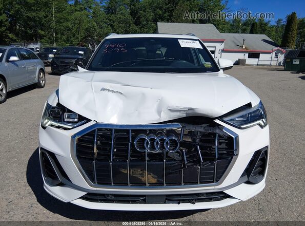 WA1EECF37P1034641 2023 AUDI Q3 White Вид задньої частини салону