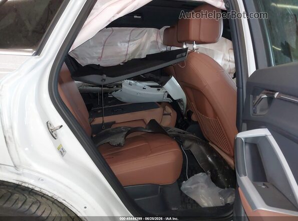 WA1EECF38M1113814 2021 AUDI Q3 White VIN sticker view