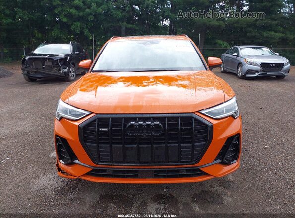 WA1EECF38N1026402 2022 AUDI Q3 Orange Вид задньої частини салону