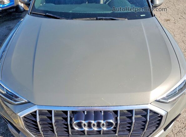 WA1EECF39K1066760 2019 AUDI Q3 Gray ძრავის განყოფილების ხედი