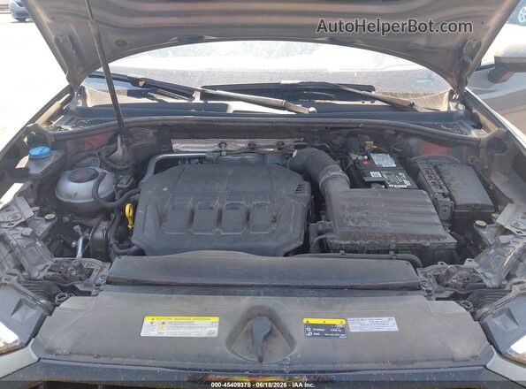 WA1EECF3XM1011026 2021 AUDI Q3 Gray Вид ззаду