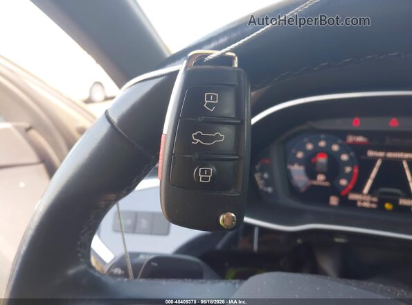 WA1EECF3XM1011026 2021 AUDI Q3 Gray Вид панелі приладів