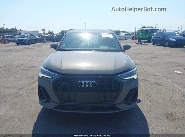 WA1EECF3XM1011026 2021 AUDI Q3 Gray Вид щитка приладів