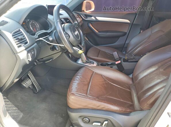WA1EFCFS0GR010915 2016 AUDI Q3 White Սալոնի դիմացի տեսք