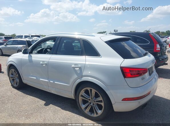 WA1EFCFS1GR007621 2016 AUDI Q3 White 360 interior view