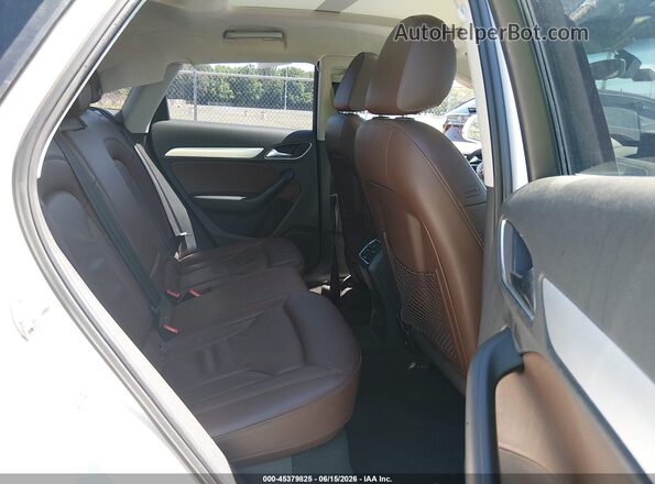 WA1EFCFS3GR009306 2016 AUDI Q3 White Вид наклейки з VIN-кодом