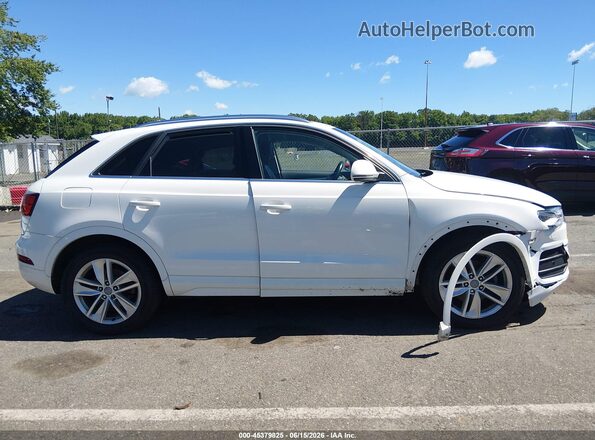 WA1EFCFS3GR009306 2016 AUDI Q3 White Вид задньої частини салону