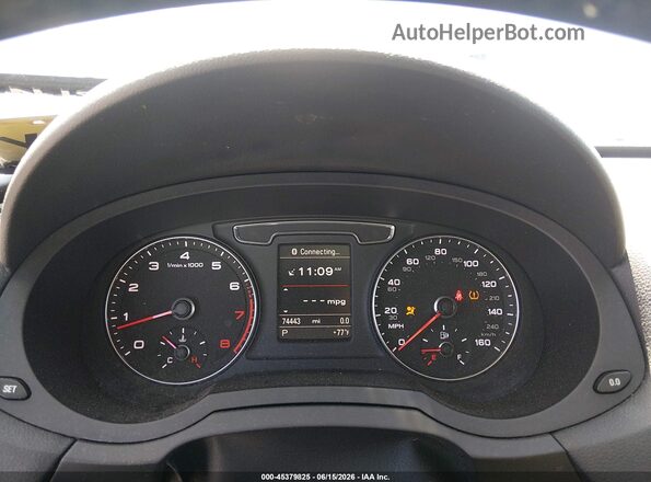 WA1EFCFS3GR009306 2016 AUDI Q3 White Вид задніх сидінь