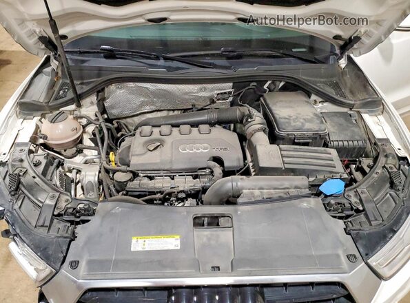 WA1EFCFS4GR016412 2016 AUDI Q3 White Vista del compartimento del motor