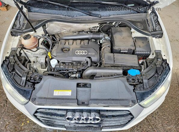 WA1EFCFS7GR000513 2016 AUDI Q3 White Շարժիչի բաժամունքի տեսք