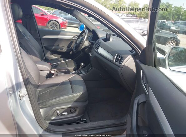 WA1EFCFS8GR011195 2016 AUDI Q3 Silver Vista interior delantera