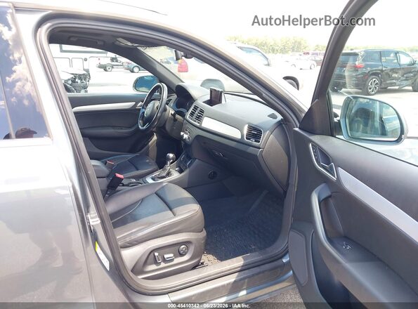 WA1EFCFSXGR003664 2016 AUDI Q3 Gray წინა სალონის ხედი