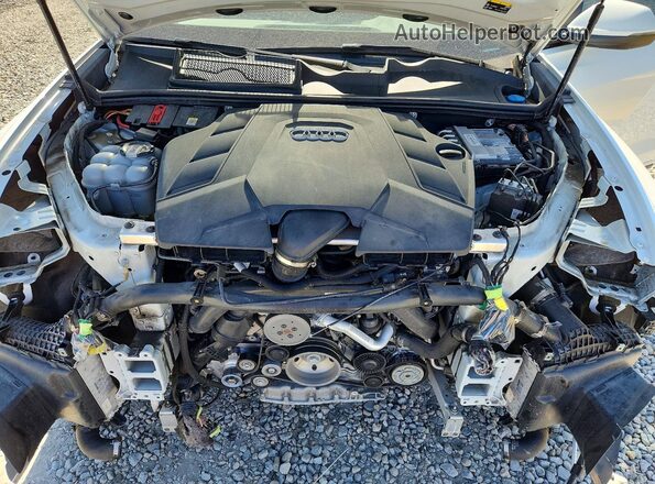 WA1EVAF10MD029102 2021 AUDI Q8 White Engine compartment view