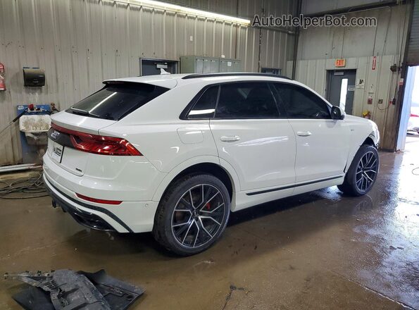 WA1EVAF16KD027464 2019 AUDI Q8 White Trasero derecho