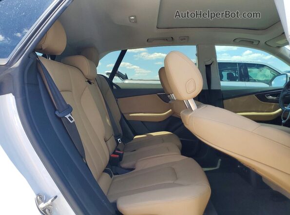WA1EVAF18LD007590 2020 AUDI Q8 White Սալոնի հետևի տեսք