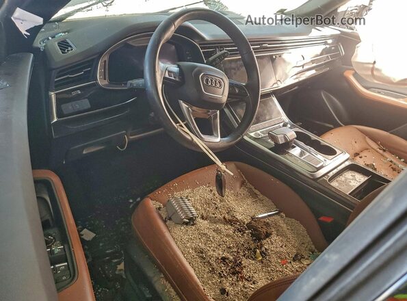 WA1EVBF14ND008003 2022 AUDI Q8 White Widok deski rozdzielczej