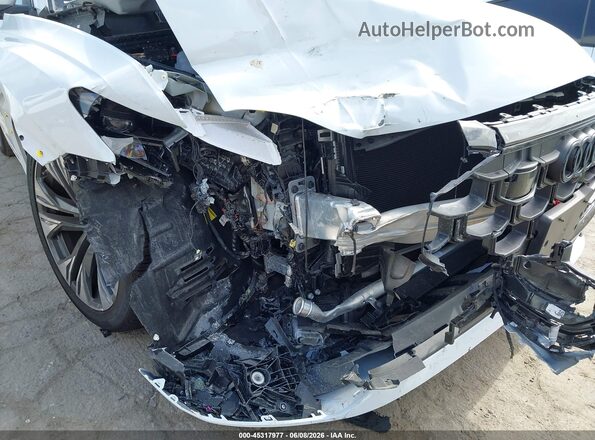 WA1EVBF16TD017752 2026 AUDI Q8 White Front view