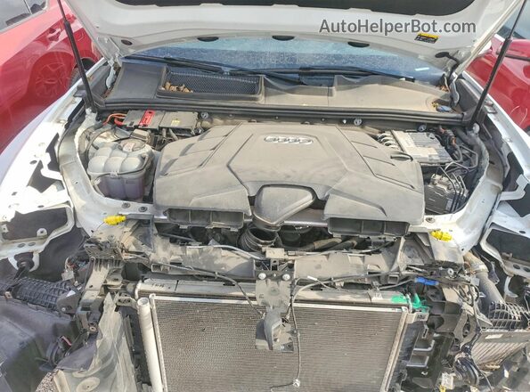 WA1EVBF1XND031804 2022 AUDI Q8 White ძრავის განყოფილების ხედი