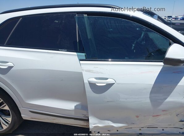 WA1EVBF1XSD005974 2025 AUDI Q8 White Widok wnętrza 360 stopni