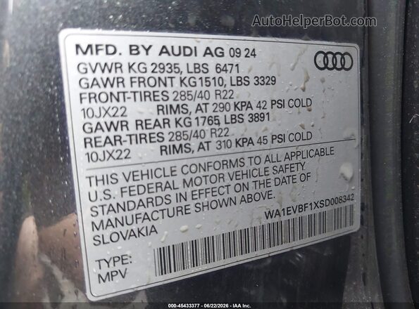 WA1EVBF1XSD008342 2025 AUDI Q8 Gray ძრავის განყოფილების ხედი