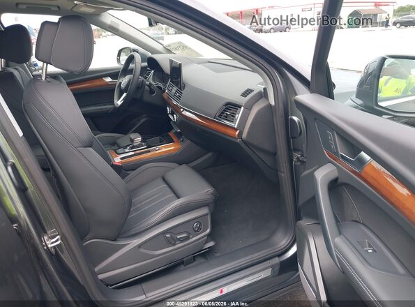 WA1F2AFY7R2108943 2024 AUDI Q5 Gray Սալոնի դիմացի տեսք