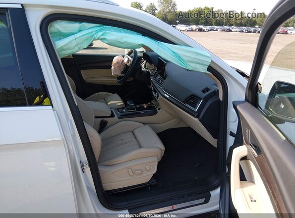 WA1FAAFY1R2088949 2024 AUDI Q5 White Vista interior delantera