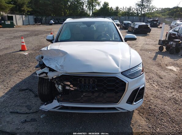 WA1FAAFY1R2088949 2024 AUDI Q5 White Vista del salpicadero