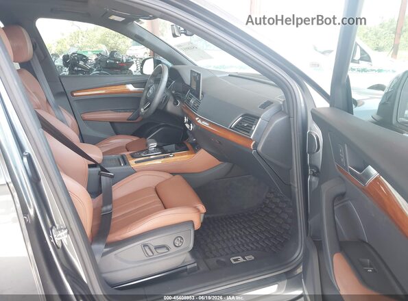 WA1FAAFY4P2162569 2023 AUDI Q5 Black Вид салону спереду