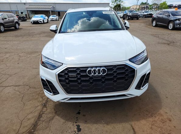 WA1FAAFY4P2164015 2023 AUDI Q5 White Դիմացի տեսք