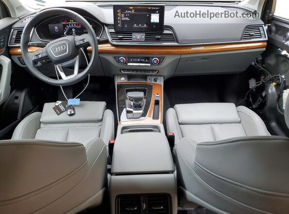 WA1FAAFY4P2191084 2023 AUDI Q5 Серый 