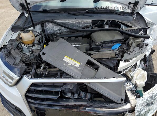 WA1FCCFS9HR017778 2017 AUDI Q3 Белый 