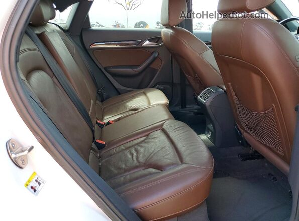 WA1FCCFS9HR017778 2017 AUDI Q3 Белый 
