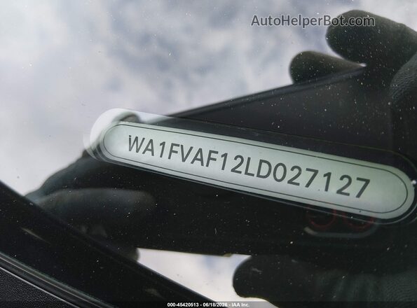WA1FVAF12LD027127 2020 AUDI Q8 Black Engine compartment view