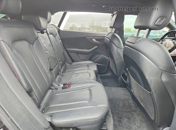 WA1FVAF15KD036094 2019 AUDI Q8 Black Rear interior view