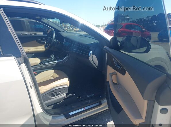 WA1FVBF10ND003434 2022 AUDI Q8 Gray Widok wnętrza z przodu
